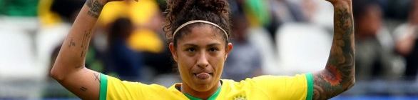 show de Cristiane, insatisfação de Vettel e mais um título de CR7 