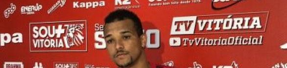 Zé Ivaldo tem edema ósseo e desfalca o Vitória por 30 dias; Loss comanda treino 