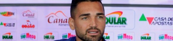 Em alta, Gilberto destaca parceria com o Bahia e prevê jogo duro contra o Goiás