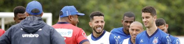 Titular nos oito jogos da série invicta do Bahia, Flávio celebra boa fase 
