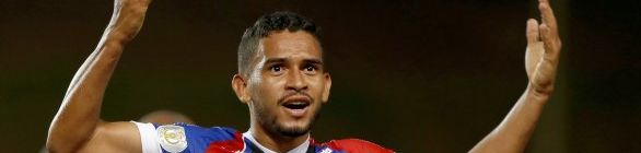 Marco Antônio agrada a Roger, ganha minutos e se credencia a uma vaga na equipe