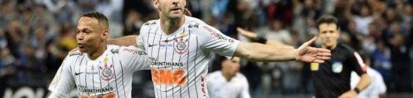 Corinthians vence Fortaleza na estreia de Coelho e encerra jejum