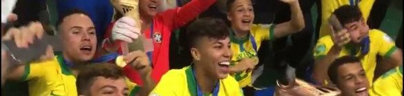Estrela de Lázaro brilha novamente, Brasil vira sobre o México e é campeão