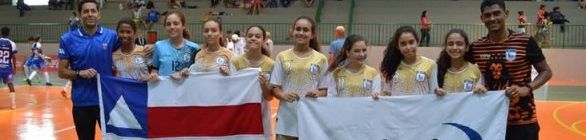 Alunos atletas de atletismo, badminton e do futsal feminino da Bahia 