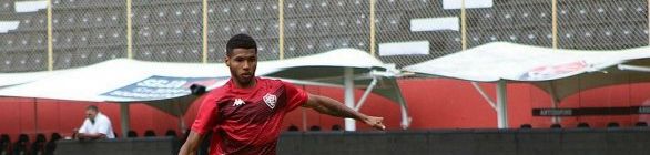 Através de rede social, Wesley se despede do Vitória