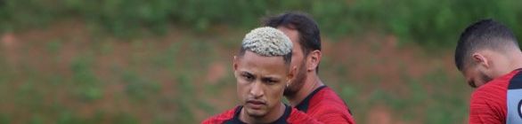 Neilton se apresenta ao Vitória mas não faz parte dos planos do clube para 2020