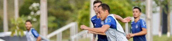 Com Juninho Capixaba e Rossi em campo, Bahia trabalha para enfrentar o Nacional
