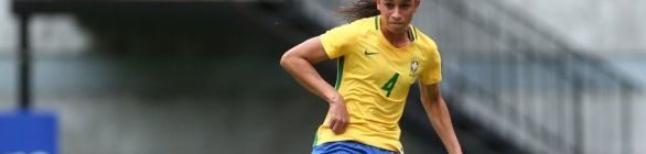 De volta à China, Rafaelle passa por quarentena antes de ser liberada