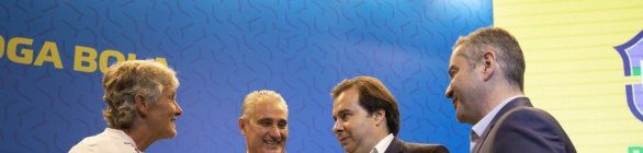 Reunião de clubes estuda crédito com dinheiro de bancos públicos,