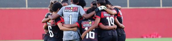 Vitória usa ajuda da CBF para quitar dívida com ex-jogadoras
