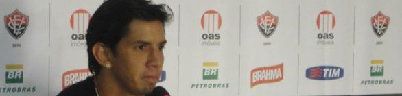 Victor Ramos é punido com cinco jogos de suspensão no Baiano