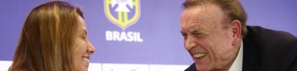 Marin joga futuro de Mano para Deus, e pergunta a Patrícia: 'Sabe cozinhar?
