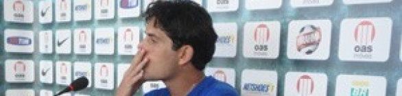 João Victor, filho de Fahel, rouba a cena em entrevista no Bahia