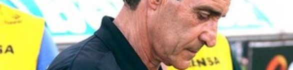 Acerto com Carpegiani depende de detalhes, diz diretor do Vitória