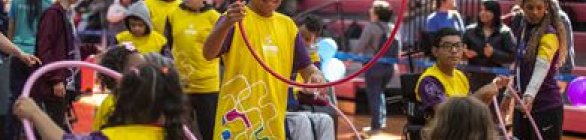 Festival leva esportes paralímpicos a crianças com e sem deficiência