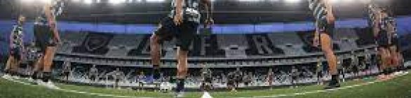 Futebol: gramado nos estádios vira tema de debate no Brasil e no mundo