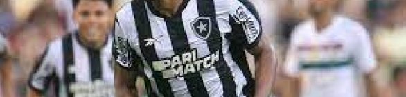 Botafogo bate Flu e fica na esperança de se classificar à semi no RJ