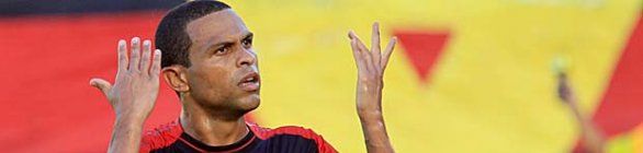 De saída? Diretoria do Vitória propõe rescisão contratual a Geovanni