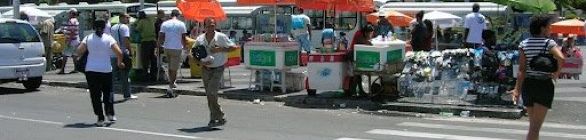 Secopa e UNEB promovem curso para qualificar vendedores ambulantes
