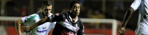 Leílson desfalca treino e vira dúvida para partida contra o Joinville