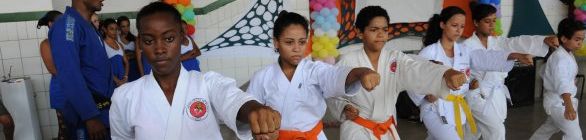 Workshop de Artes Marciais do **Escola Aberta neste sábado