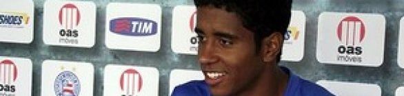 Com dores no pé, Gabriel vira dúvida no Bahia para enfrentar o Náutico
