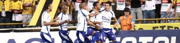 Barueri faz 4 a 3 e derruba o Criciúma da liderança para a terceira posição