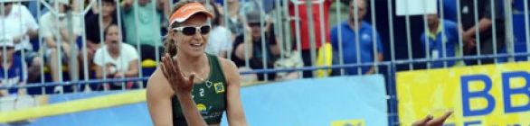 Juliana e Larissa se despedem no Rio