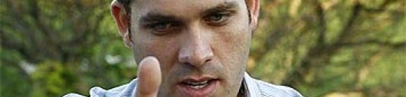 Presidente do Bahia critica pesquisa que empata torcida do time com a do Vitória