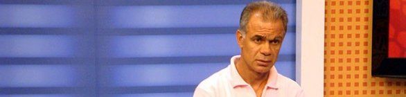 Jorginho nega dispensa e alerta: 'Se o Grêmio precisa contratar, imagina a