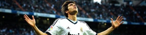Mourinho é vaiado, Kaká e CR7 decidem, e Real adia título do Barça