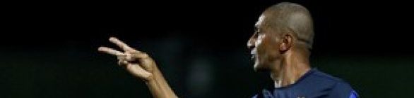 Técnico afirma que gostaria de esquecer a goleada por 7 a 3 sofrida diante do Vi