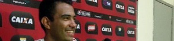 Renato Santos revela 'interesse de ambas as partes' por renovação