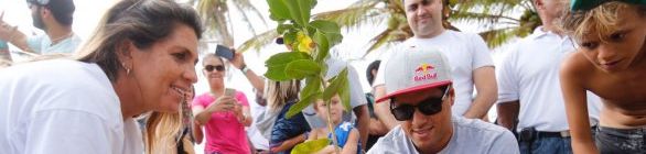 Mineirinho planta muda de árvore e cair na água no Troféu Adriano de Souza