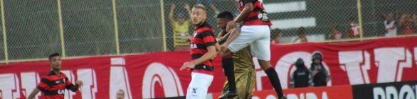 Diego Souza desencanta, Sport bate o Vitória e deixa a zona de rebaixamento
