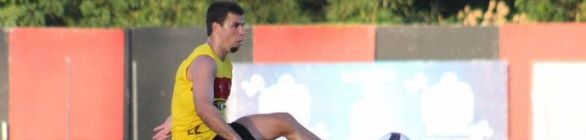 André Lima leva cartão vermelho e está suspenso do jogo contra o Santos