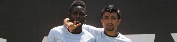 Nome na lista: Kieza e Kanu são relacionados para partida contra o Atlético-GO