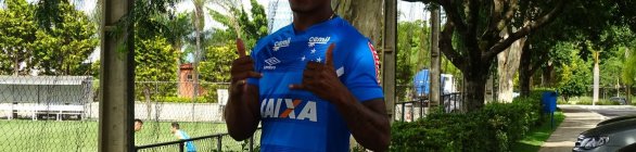  Presidente do Vitória exige retorno de David; Cruzeiro aguarda novos exames