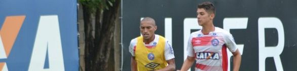Em trabalho técnico e tático de olho no Ba-Vi, Guto repete time titular