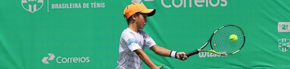 Baiano Victor Castro vai à semi na 2ª Copa Bahiano de Tênis, em Salvador (BA)