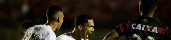 Flu joga melhor e bate o Vitória de virada no Barradão 