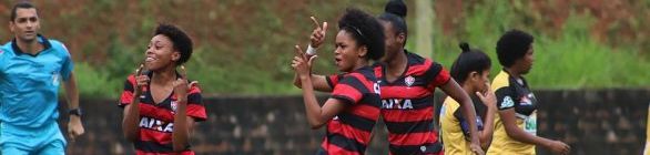 Leoas goleiam Lusaca em Pituaçu e assumem liderança da Série A2