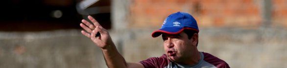 Enderson diz que é preciso ser agressivo para avançar à semi da Copa do Brasil