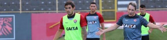 De Kanu a Wallyson: veja lista de jogadores que perderam espaço no Vitória