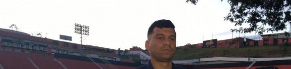 Neto mira topo da artilharia do Vitória e não teme pressão