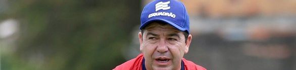 Enderson agradece voto de confiança da diretoria e vibra
