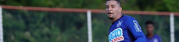 Sem Gregore, Roger Machado analisa opções para partida contra o Goiás
