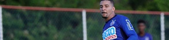 Sem Gregore, Roger Machado analisa opções para partida contra o Goiás