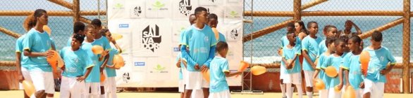 Dia das crianças do Projeto Salvador Esporte e Cidadania é sucesso em Ondina