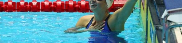 Campeã mundial de natação, húngara testa positivo para o novo coronavírus